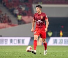 东体：战申花前海港今晚不会有任何保留 魏震再染黄将停赛