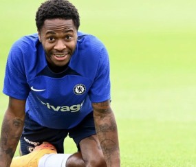 夏窗未能离队，泰晤士报：冬窗前斯特林可能要单独训练