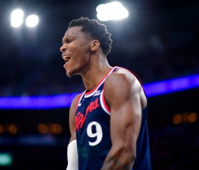 体育资讯-马瑟林：我最后是为新秀队友佩杜拉抢比赛用球 他得到NBA生涯首分